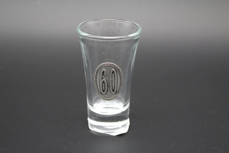 Feles pohár/60